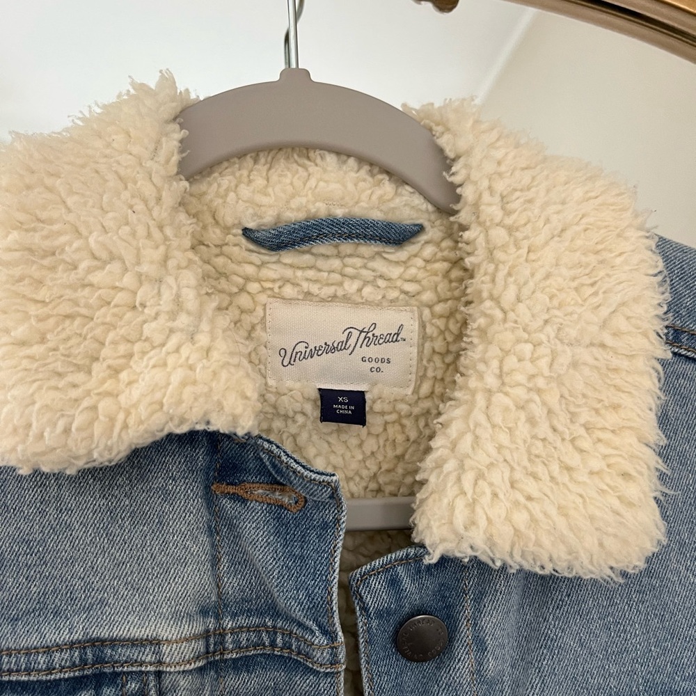 Universal Thread Denim Jacket - Picture 4 of 4